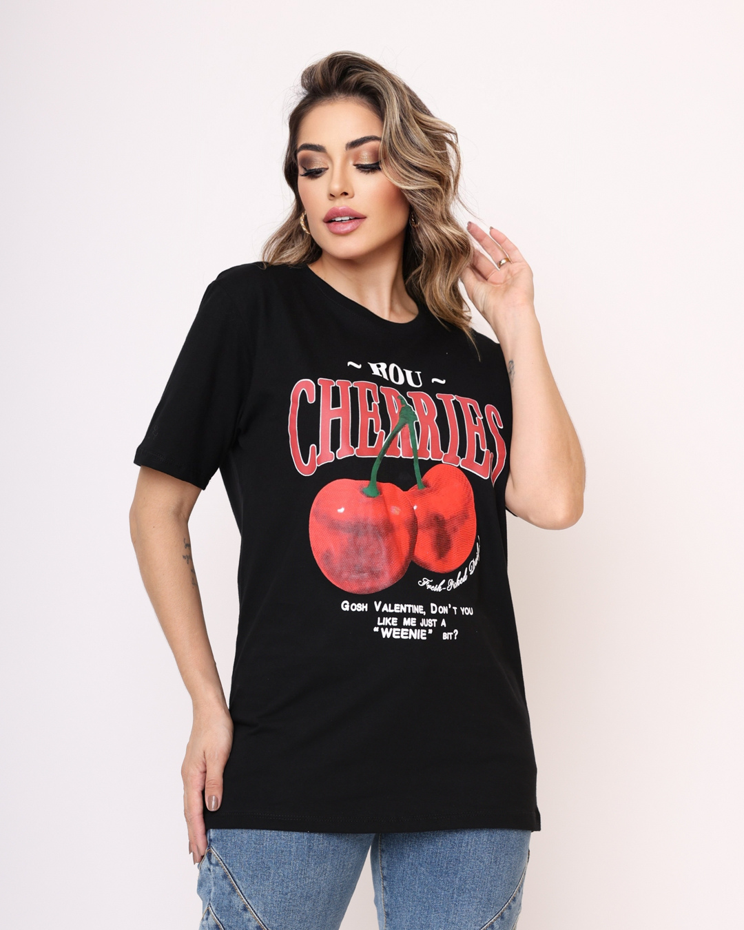 Camiseta Cherry -Preto